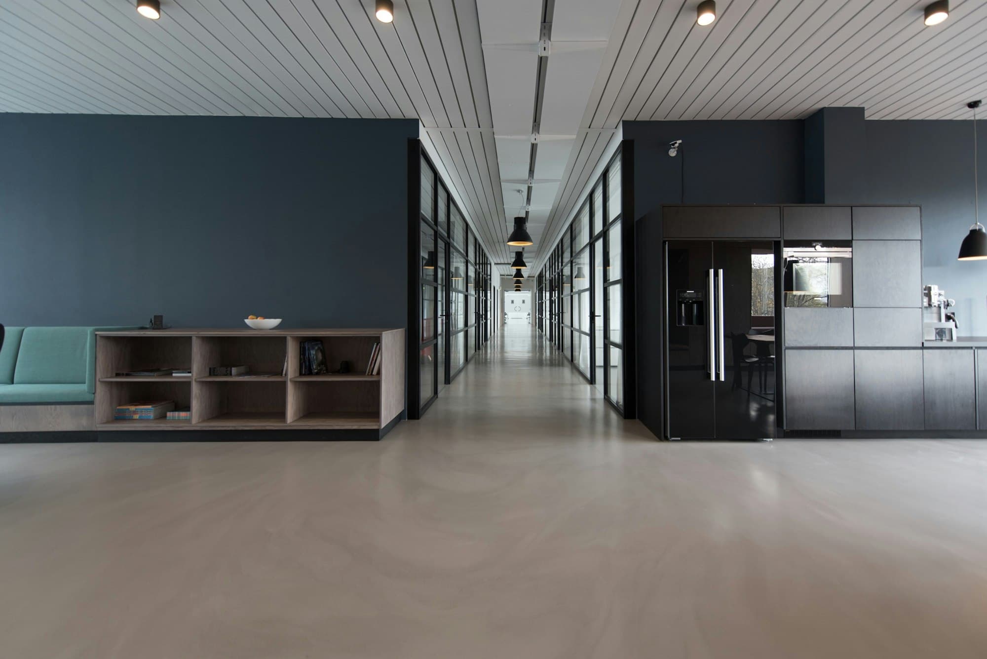 Inzeedo Light Workspace
